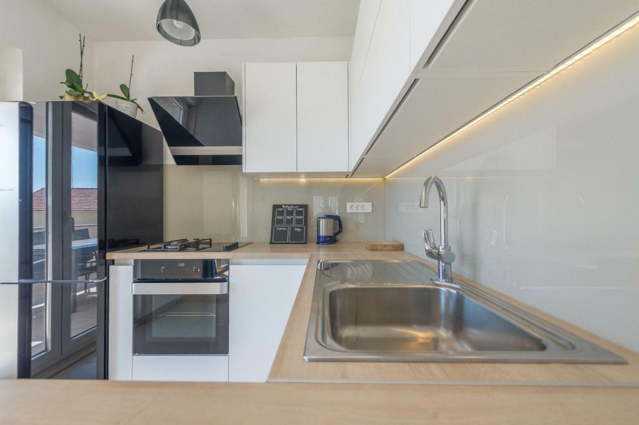 Apartmani Drago Biograd Na Moru Exterior foto