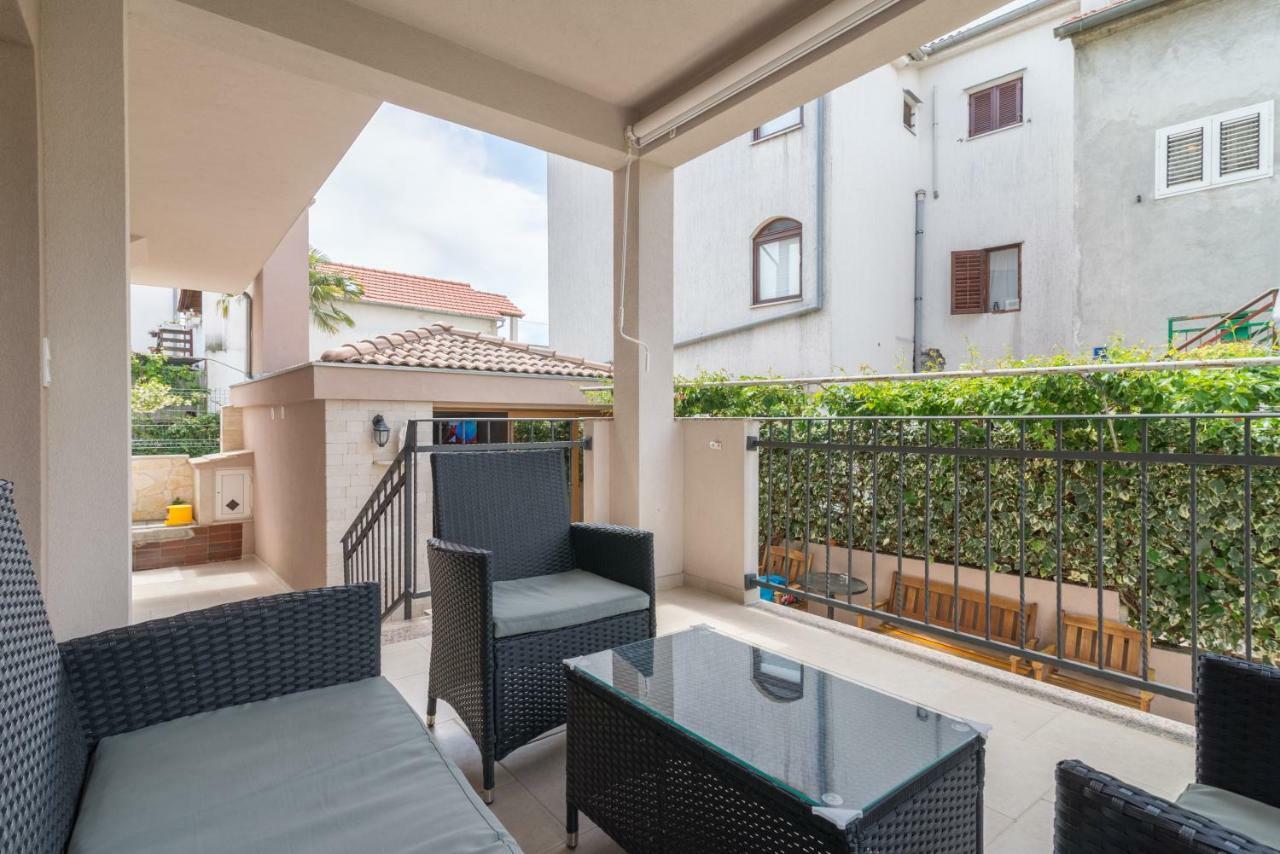 Apartmani Drago Biograd Na Moru Exterior foto